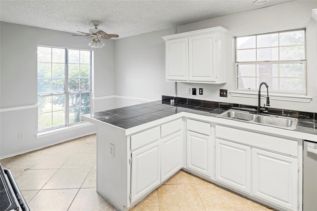 5112 Oak Gate Court Property Photo 16