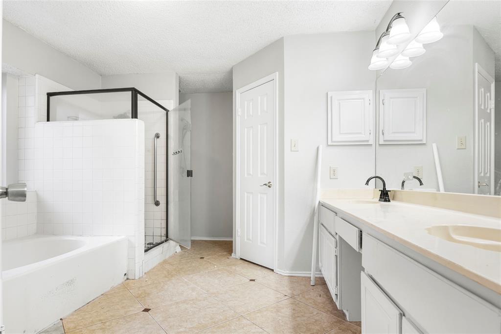 5112 Oak Gate Court Property Photo 21
