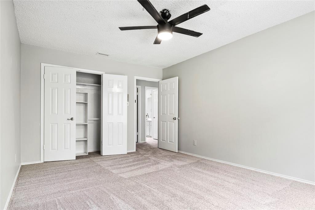 5112 Oak Gate Court Property Photo 32
