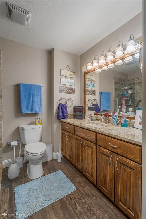 1302 E Todd Street Property Photo 17