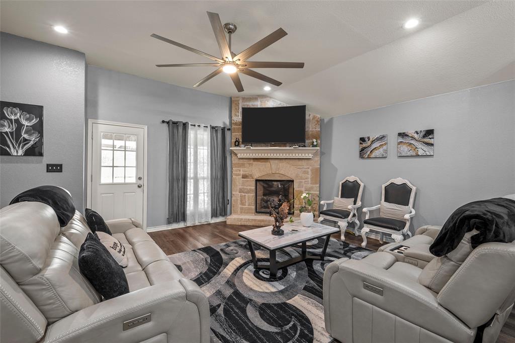 5286 Orchard Lane Property Photo 4