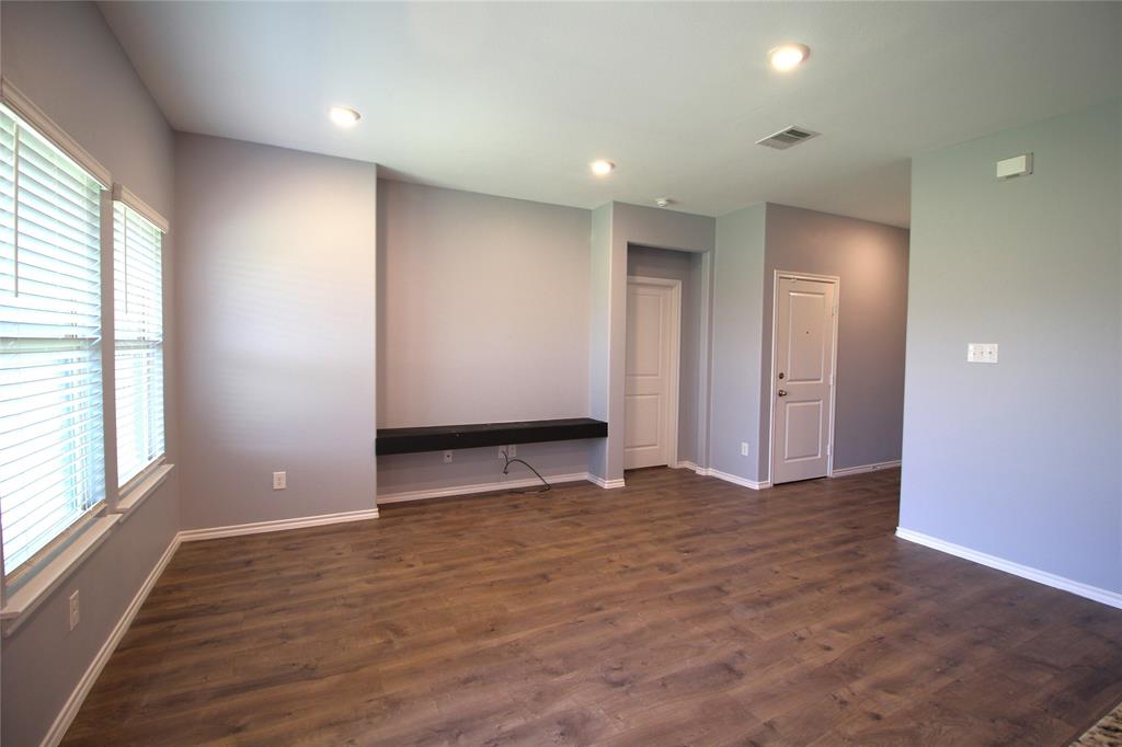 825 Alton Drive Property Photo 13