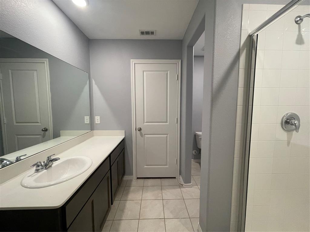 825 Alton Drive Property Photo 18