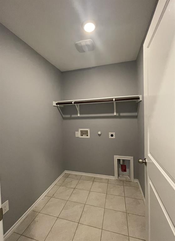 825 Alton Drive Property Photo 23