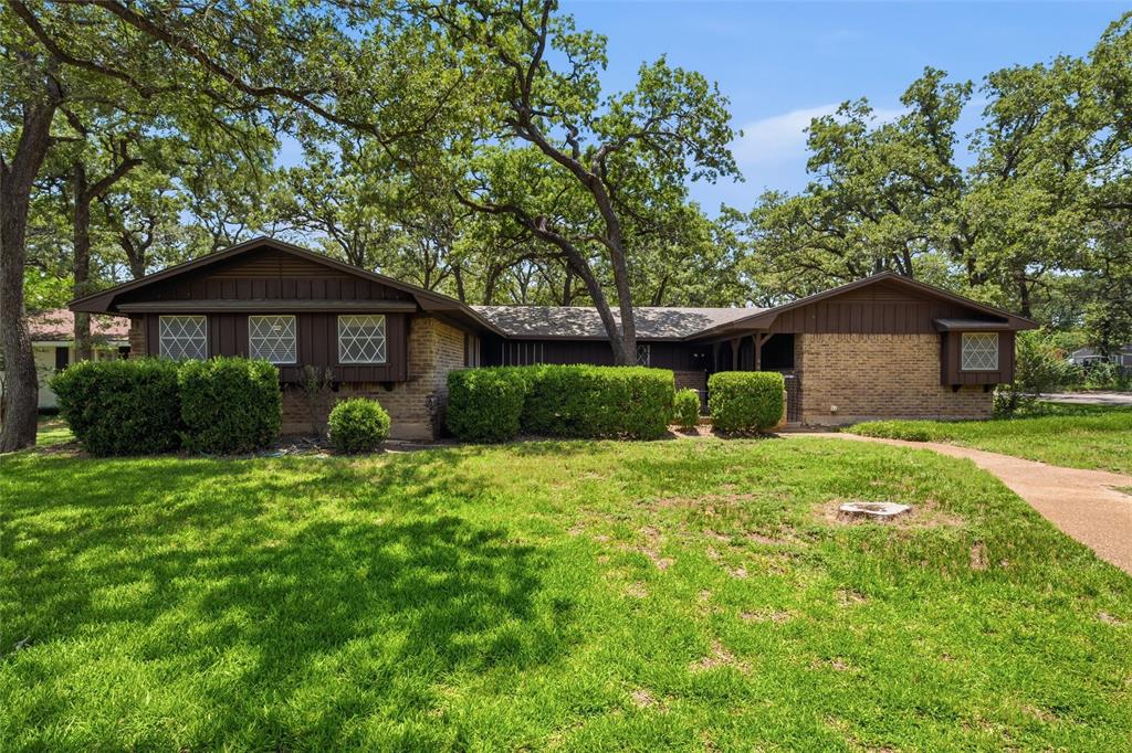 4401 Idylwood Property Photo 1