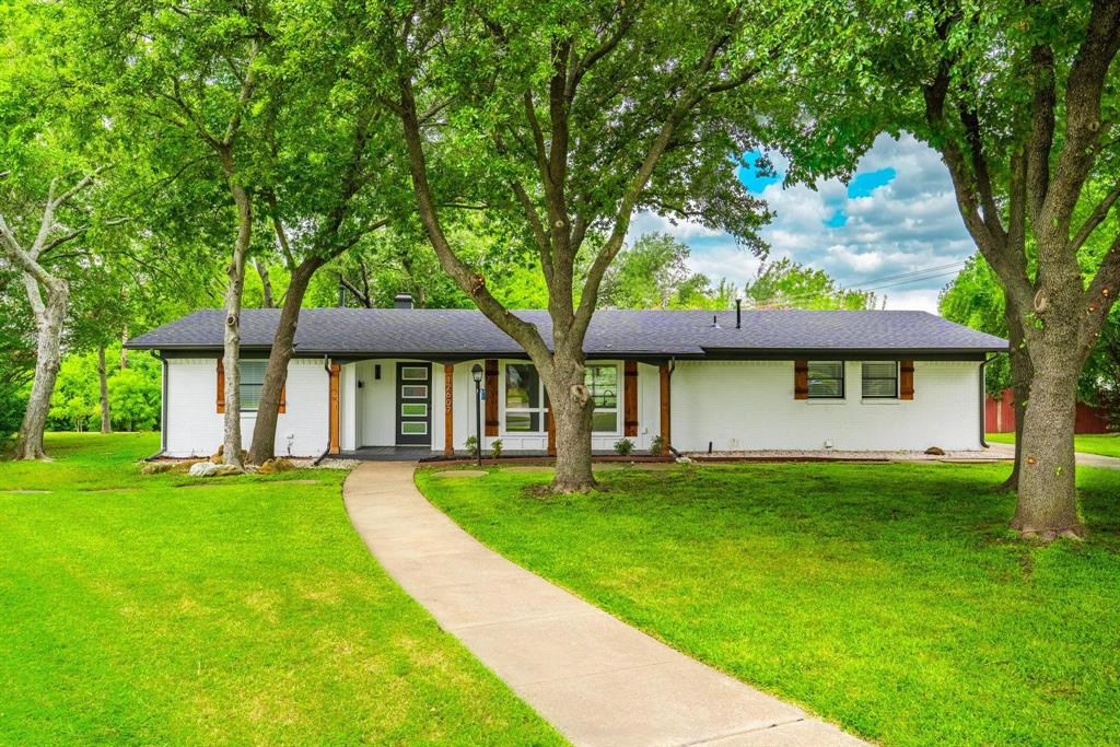 12607 Gaslite Circle Property Photo 1
