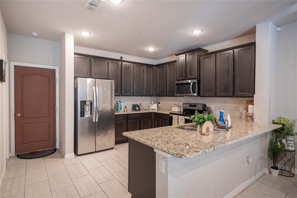 3517 Cricket Drive Property Photo 3