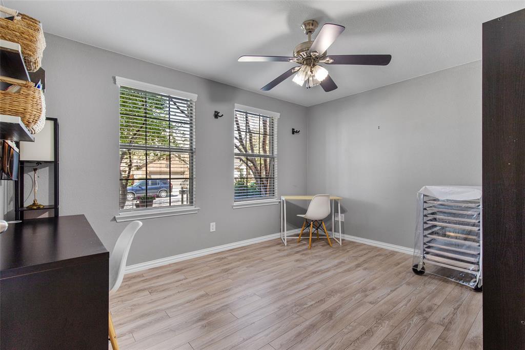 3213 Evening Wind Road Property Photo 4