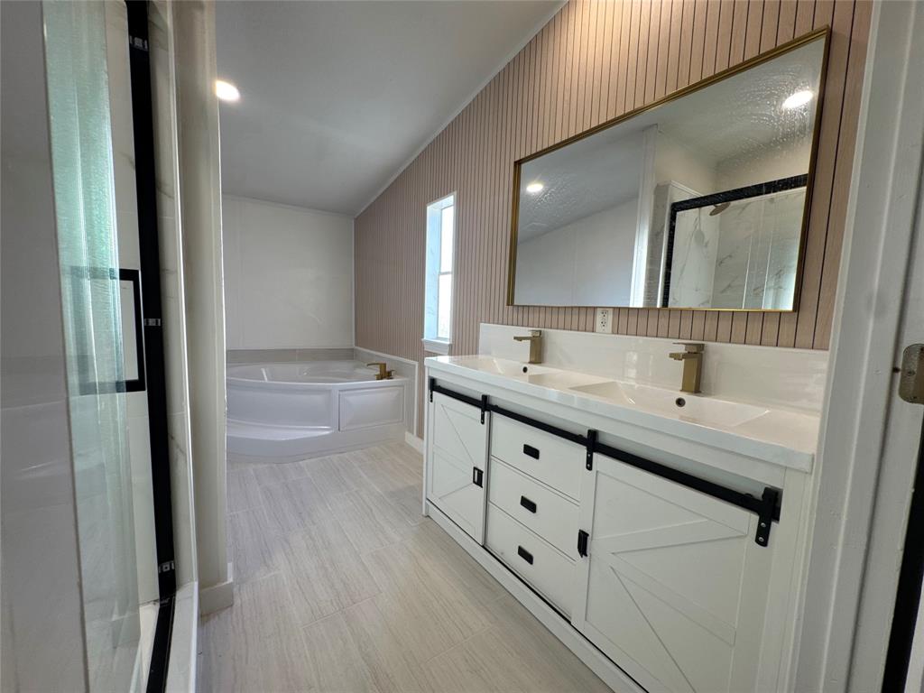 1208 Casa Lane Property Photo 4