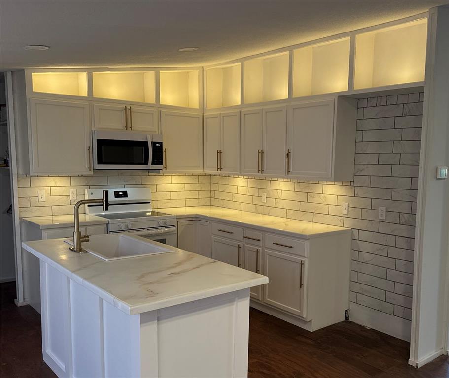 1208 Casa Lane Property Photo 7