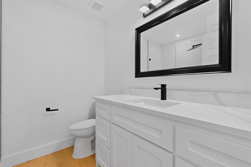 409 Opal Street Property Photo 27