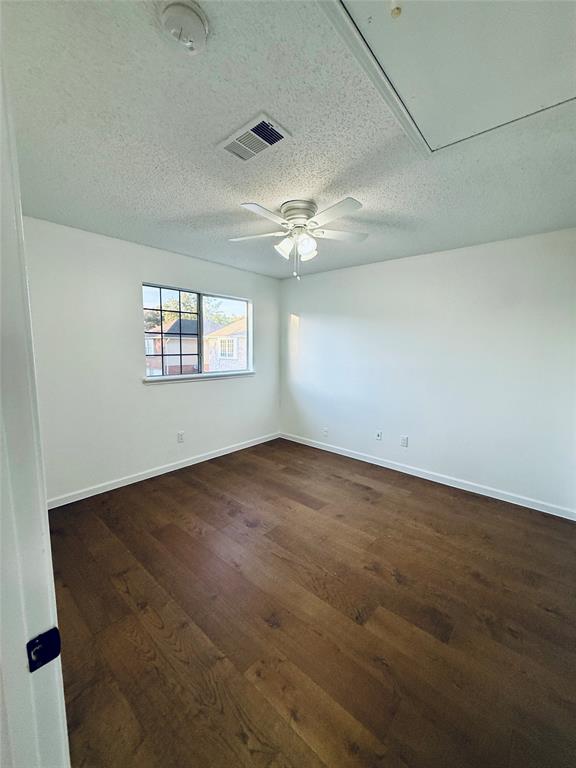 1541 Collin Drive Property Photo 6
