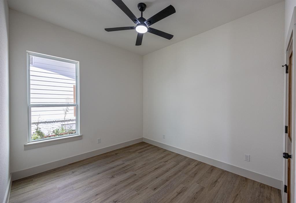 5208 Helmick Property Photo 23