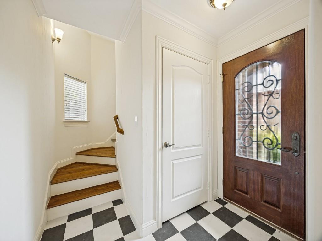 3425 Westminster Avenue Property Photo 3