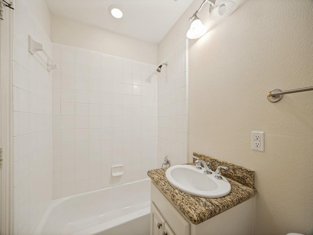 3425 Westminster Avenue Property Photo 22