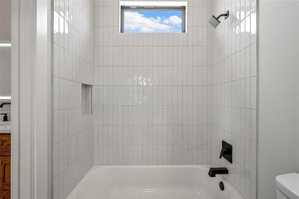 495 High Meadow Property Photo 17