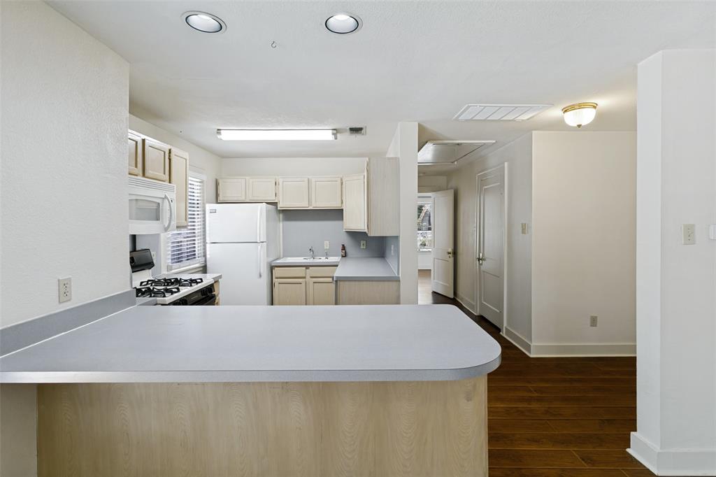 3951 Lafayette Avenue Property Photo 10