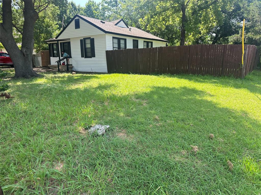 1602 Bruce Drive Property Photo 10