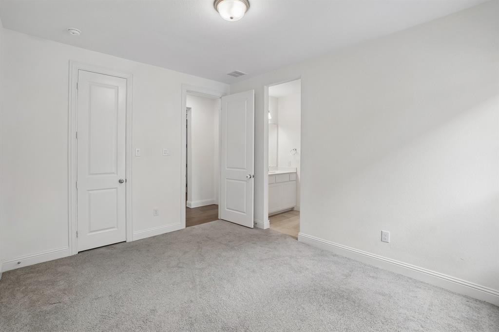 1816 Longspur Drive Property Photo 11