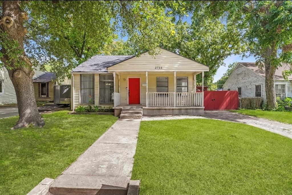 2725 Aster Street Property Photo 1