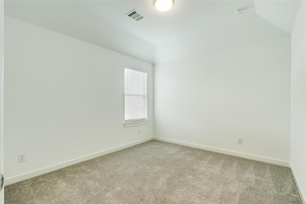 2412 Elm Place Property Photo 22