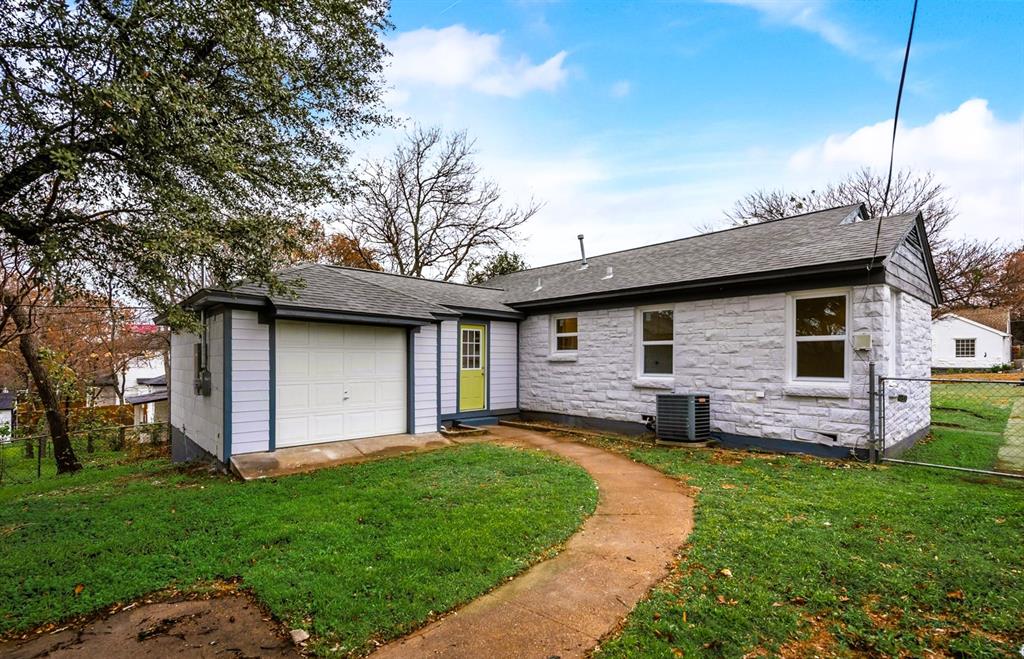 1411 Arborvitae Avenue Property Photo 7