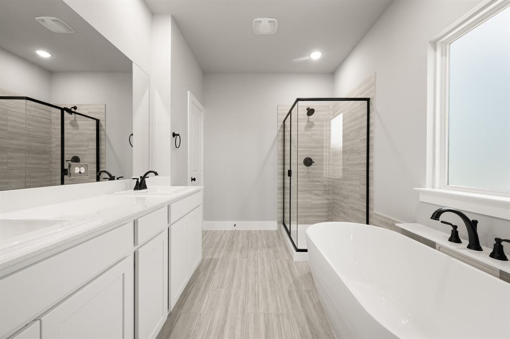7412 Summer Sunset Drive Property Photo 22