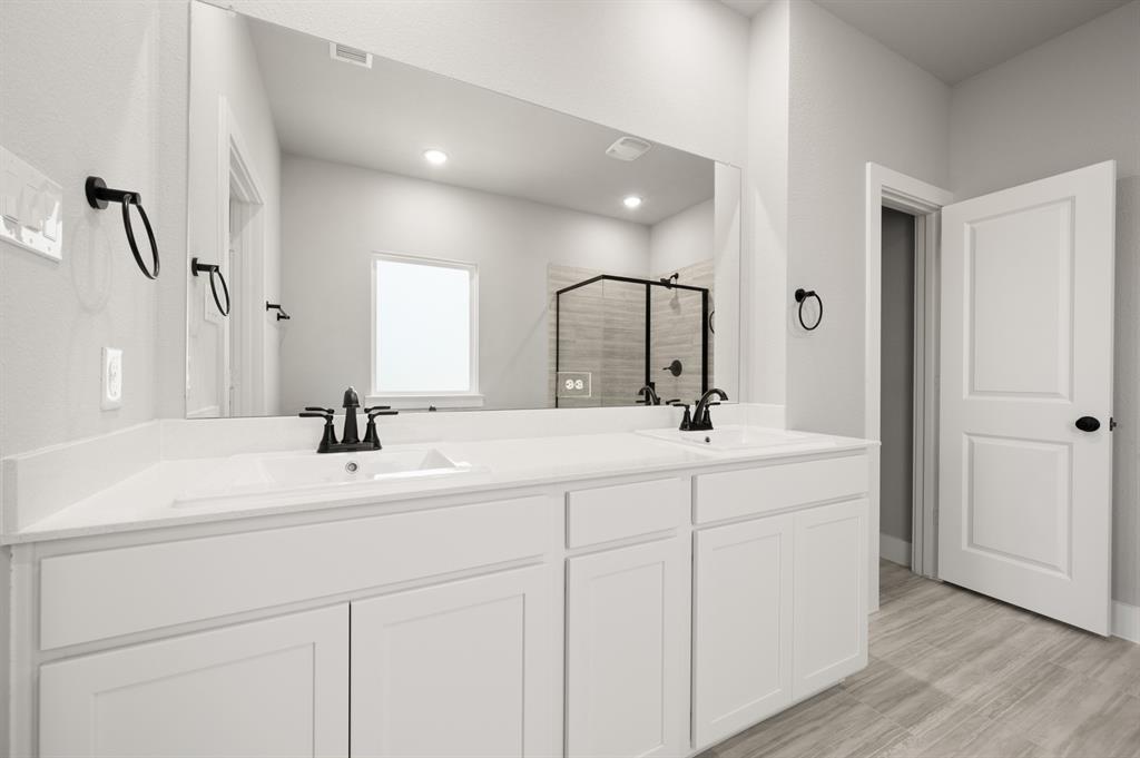 7412 Summer Sunset Drive Property Photo 24
