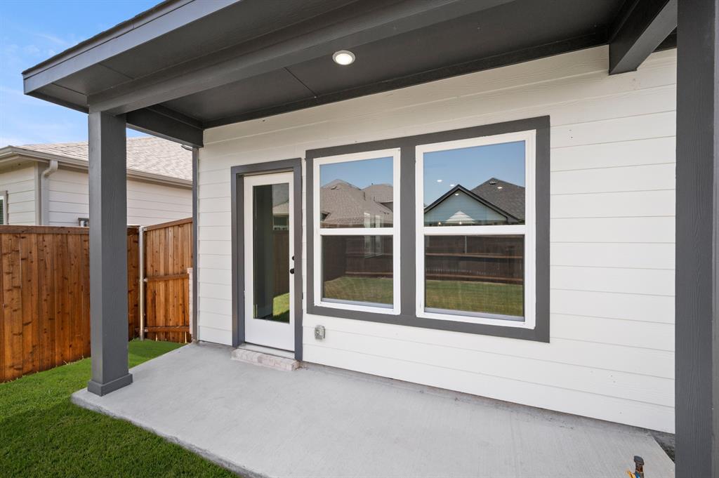 7412 Summer Sunset Drive Property Photo 29