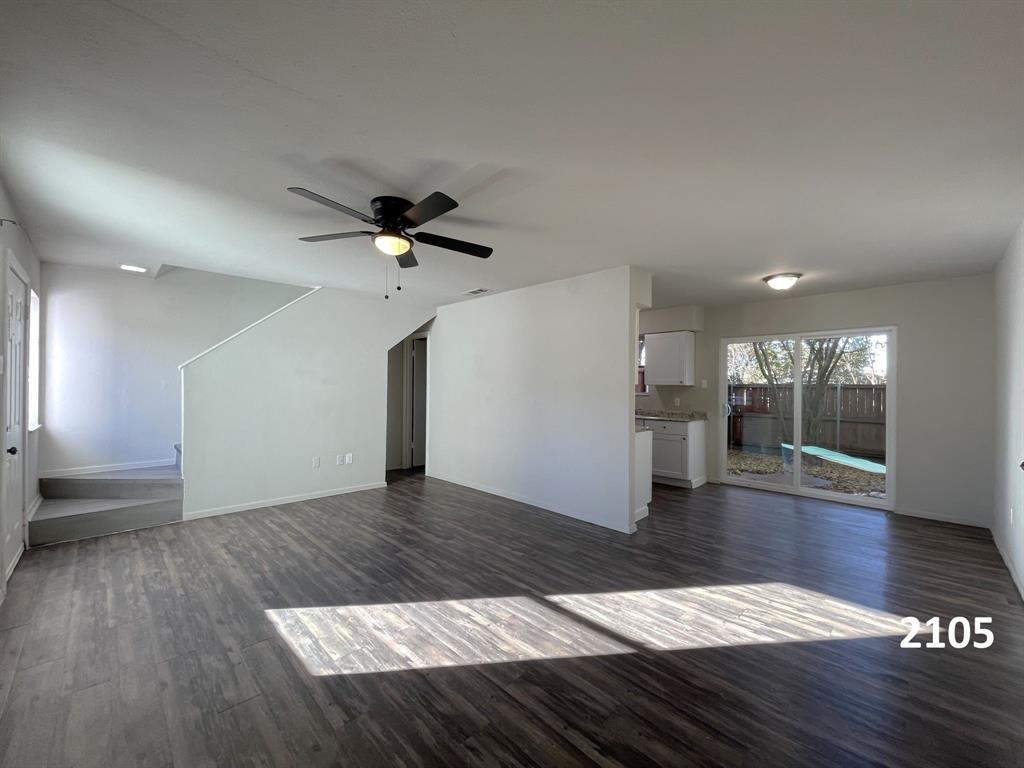 2101 Knoll Crest Drive 2101, 2103, 2105, 2107 Property Photo 12