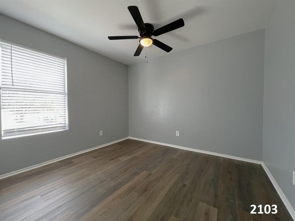 2101 Knoll Crest Drive 2101, 2103, 2105, 2107 Property Photo 37