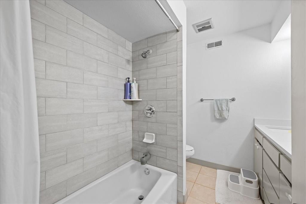 7610 Meadow Oaks Drive Property Photo 20