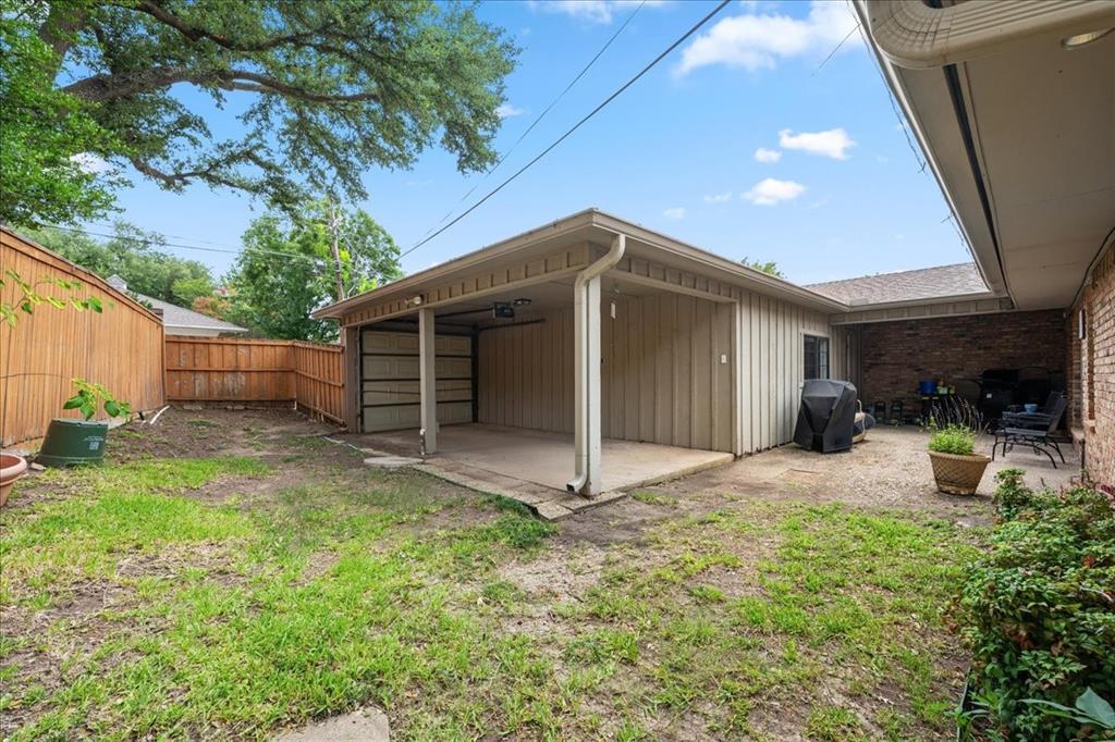 7610 Meadow Oaks Drive Property Photo 25