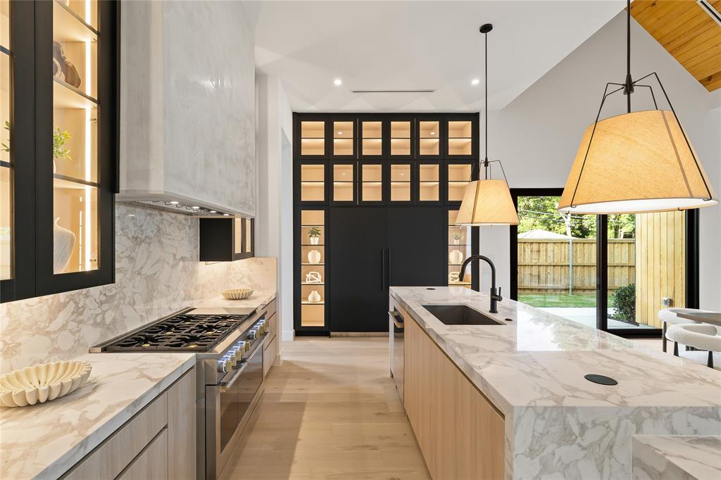 9035 San Benito Way Property Photo 11