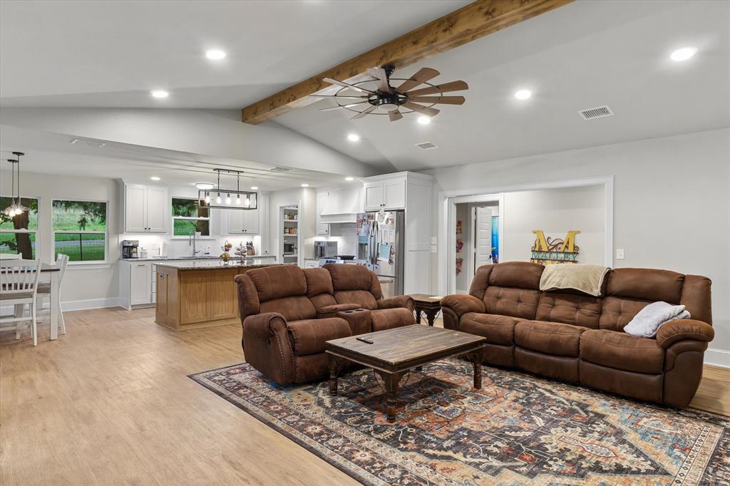 10344 Fm 16 Property Photo 1