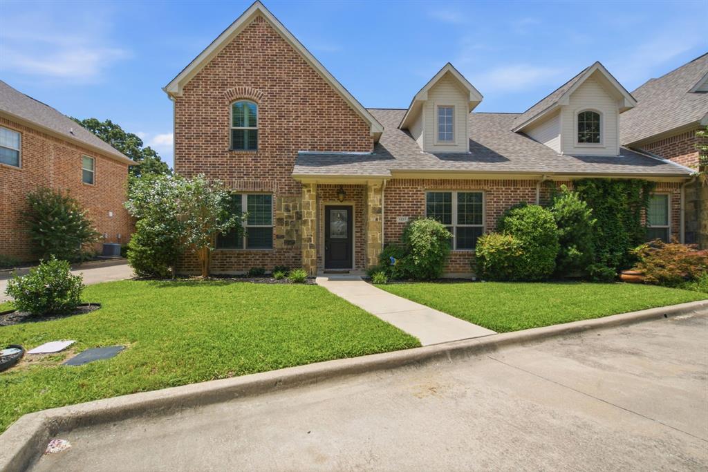 5221 Park Drive Property Photo 1