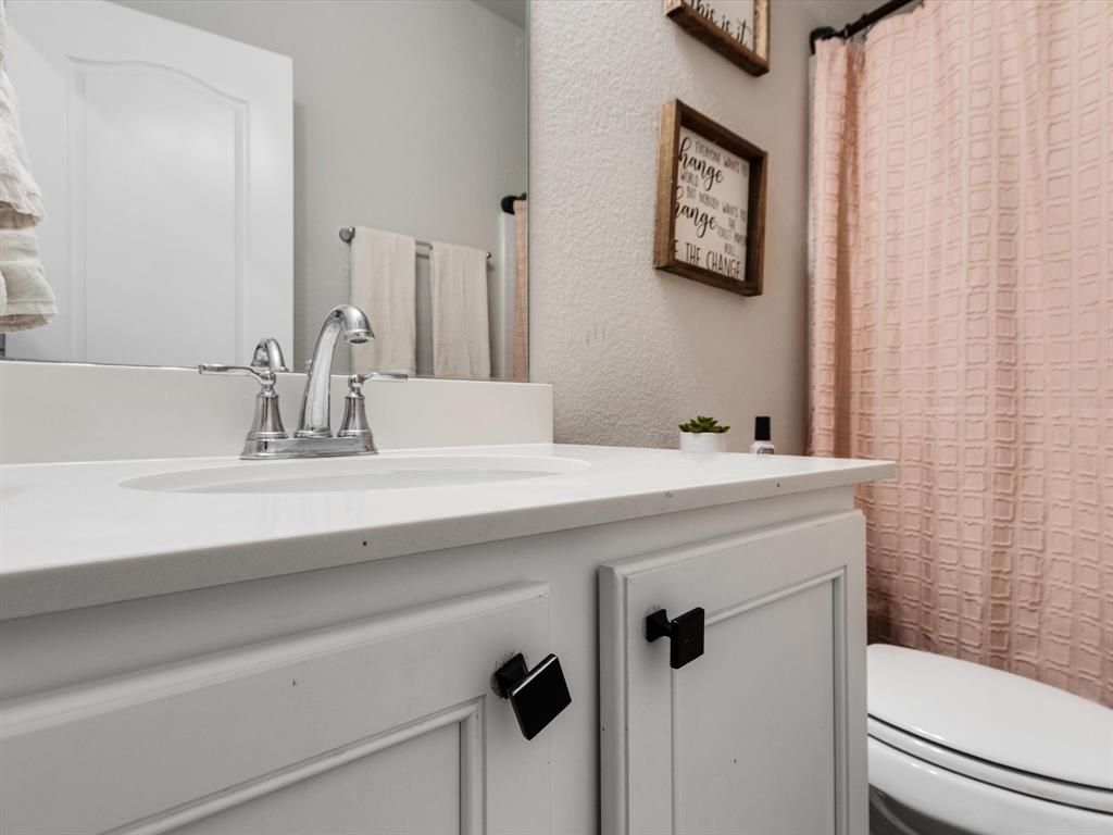 10040 Travis Drive Property Photo 21