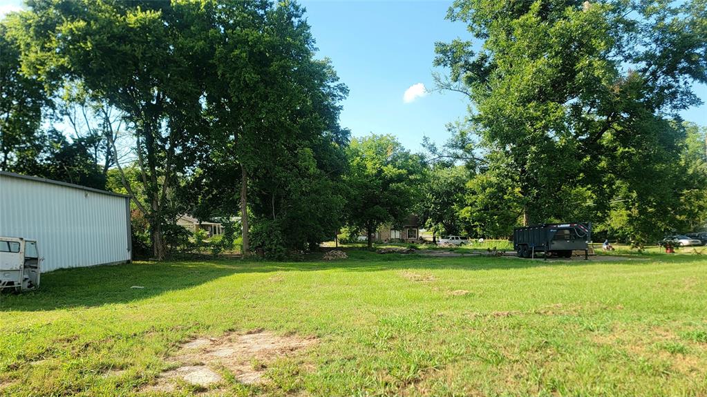 805 S Walnut Property Photo 5