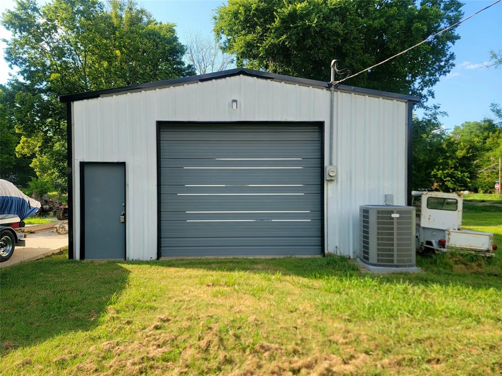 805 S Walnut Property Photo 14