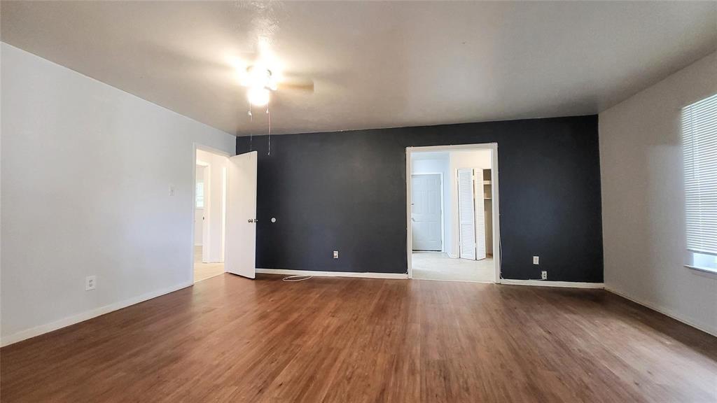 902 Spring Valley Plaza Property Photo 10