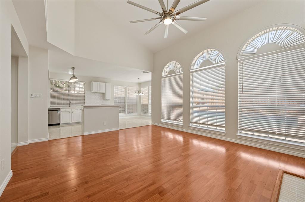 669 Water Oak Drive Property Photo 4
