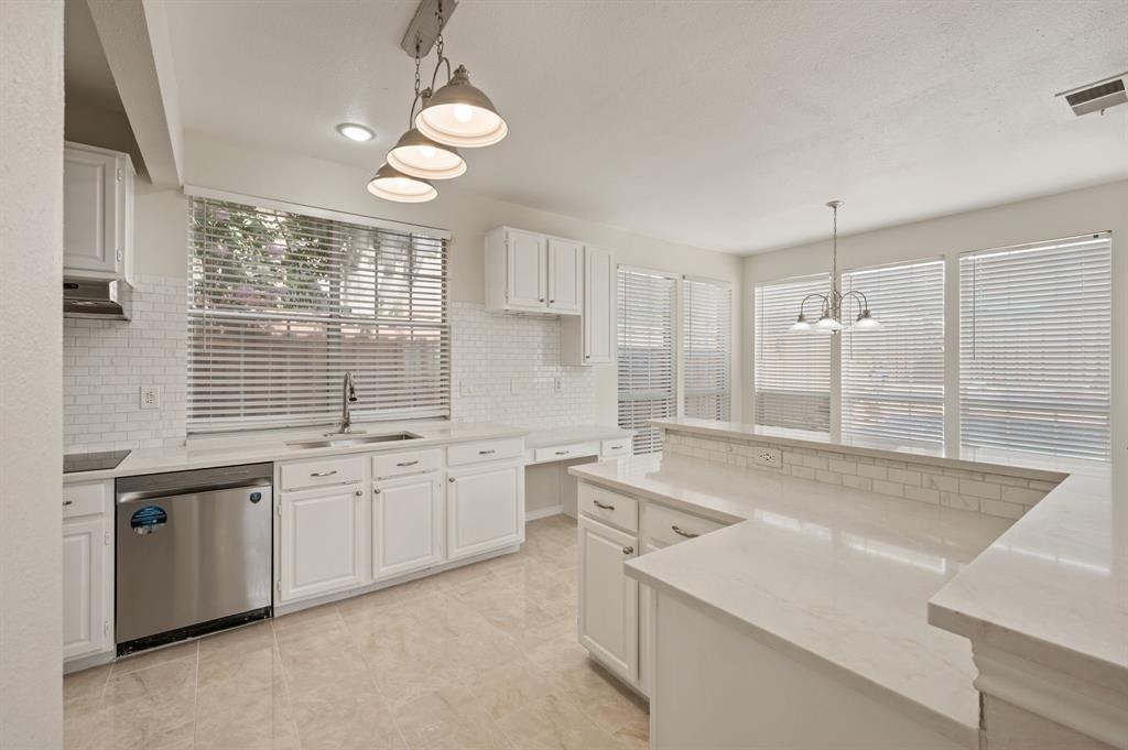 669 Water Oak Drive Property Photo 7