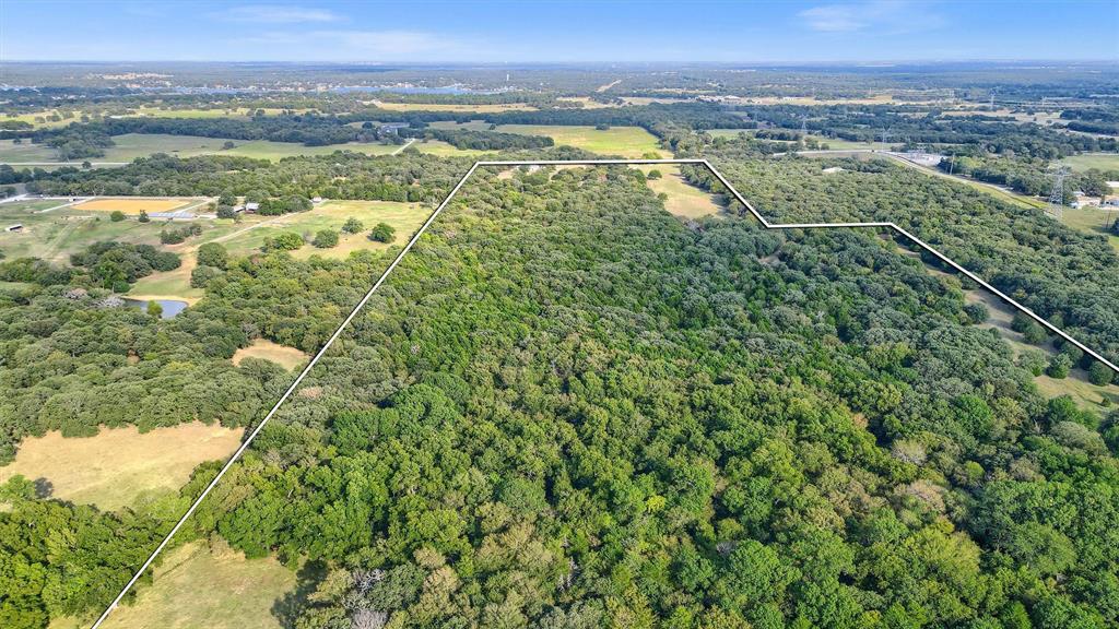1271 Fm 3496 Property Photo 6
