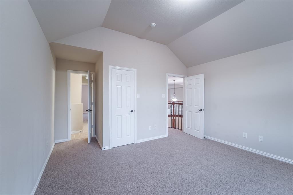 924 Brentwood Drive Property Photo 32