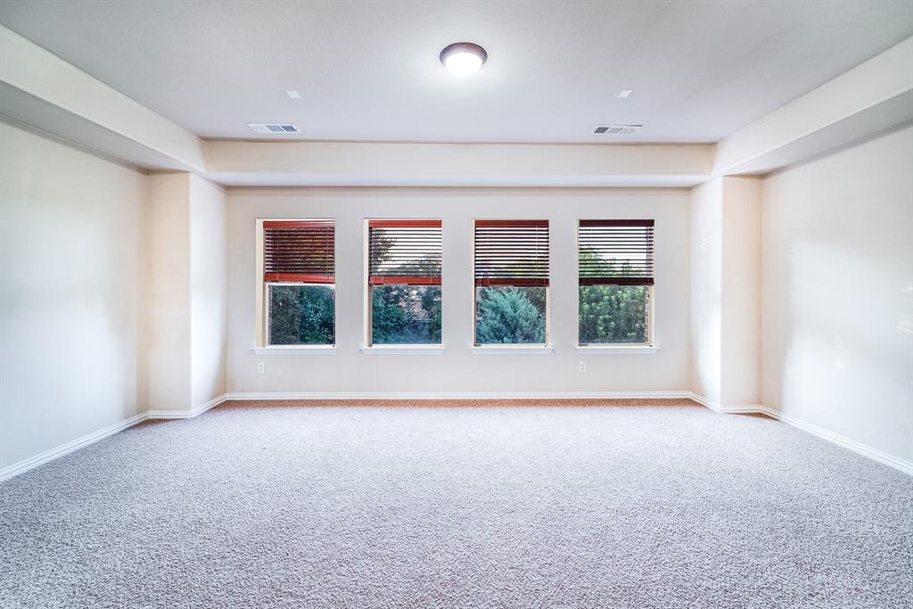924 Brentwood Drive Property Photo 33