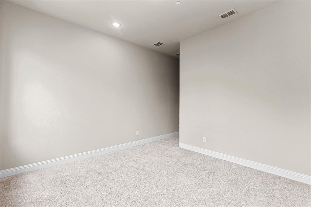 307 Sunset Lane 101 Property Photo 25
