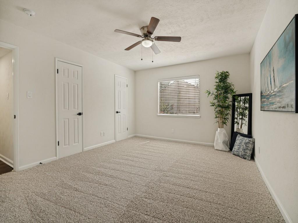 2036 Apple Valley Road Property Photo 16