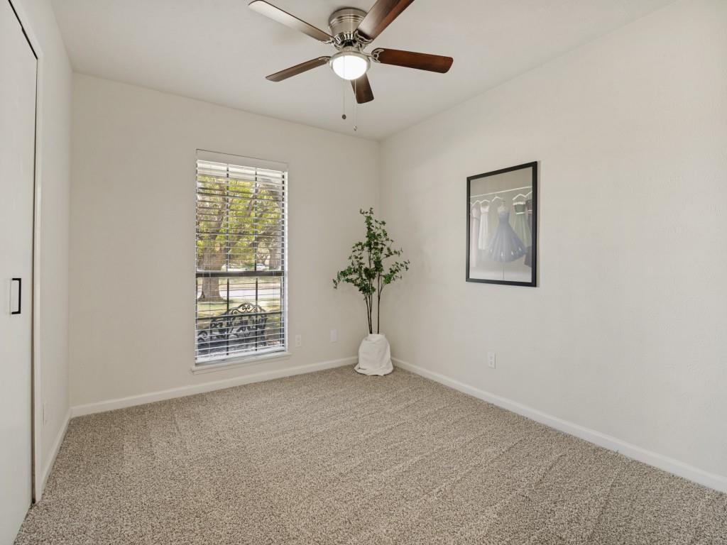 2036 Apple Valley Road Property Photo 20