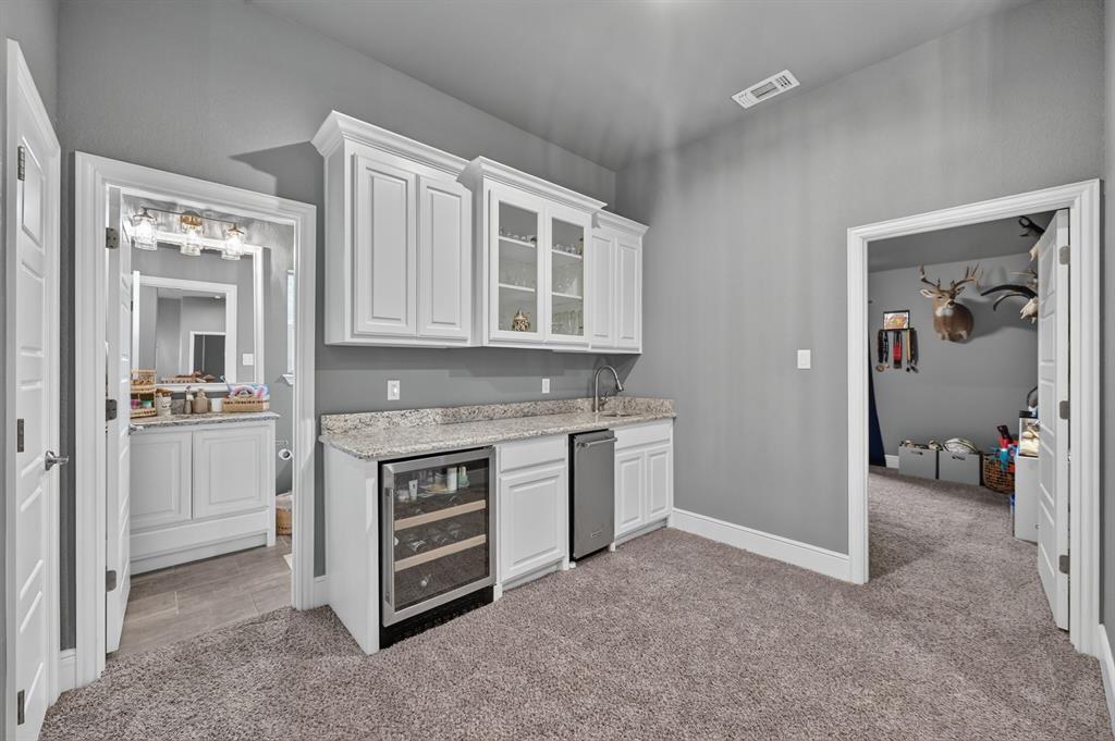 308 Familia Court Property Photo 26