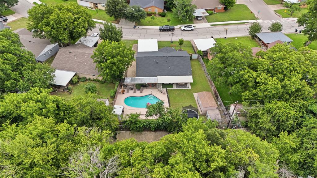 520 Thompson Drive Property Photo 1
